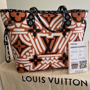 LOUIS VUITTON Crafty Neverfull (EUC)